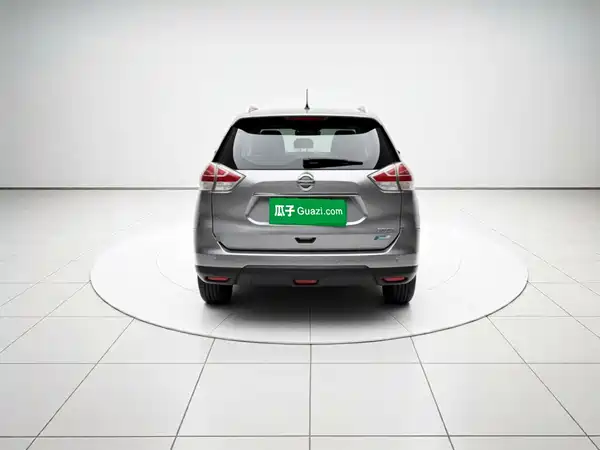 Nissan X-Trail 2015