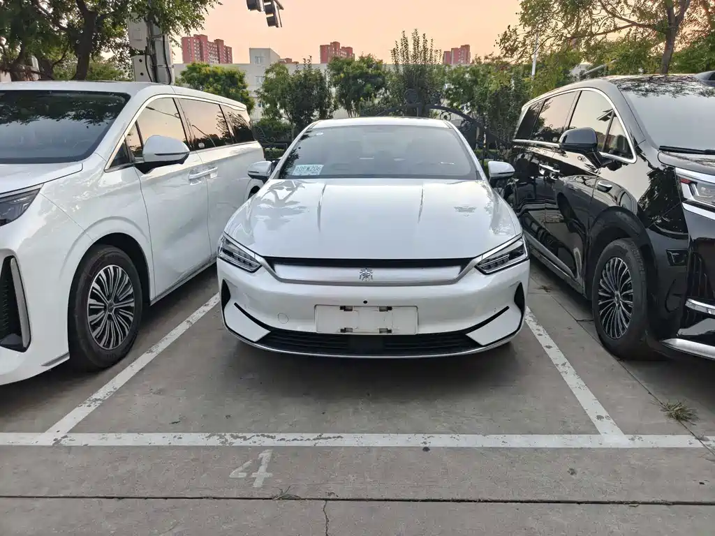 BYD Qin PLUS 2024 — фото 2
