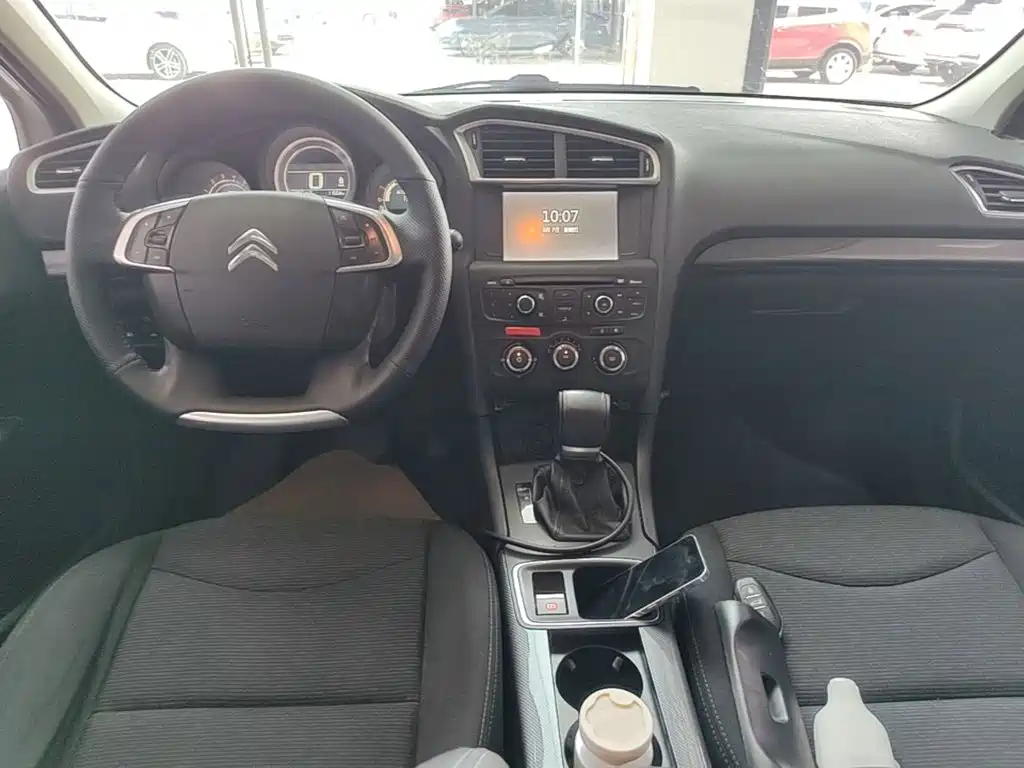 Citroën C4L 2017 — фото 10