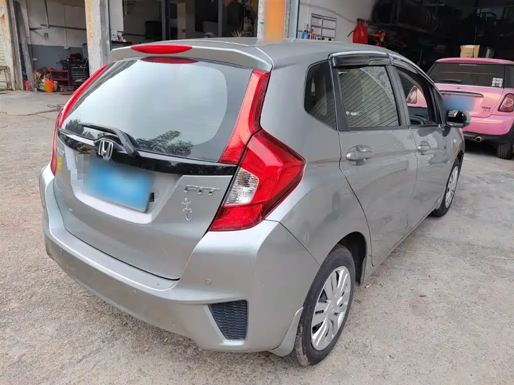 Honda Fit 2015 — фото 7