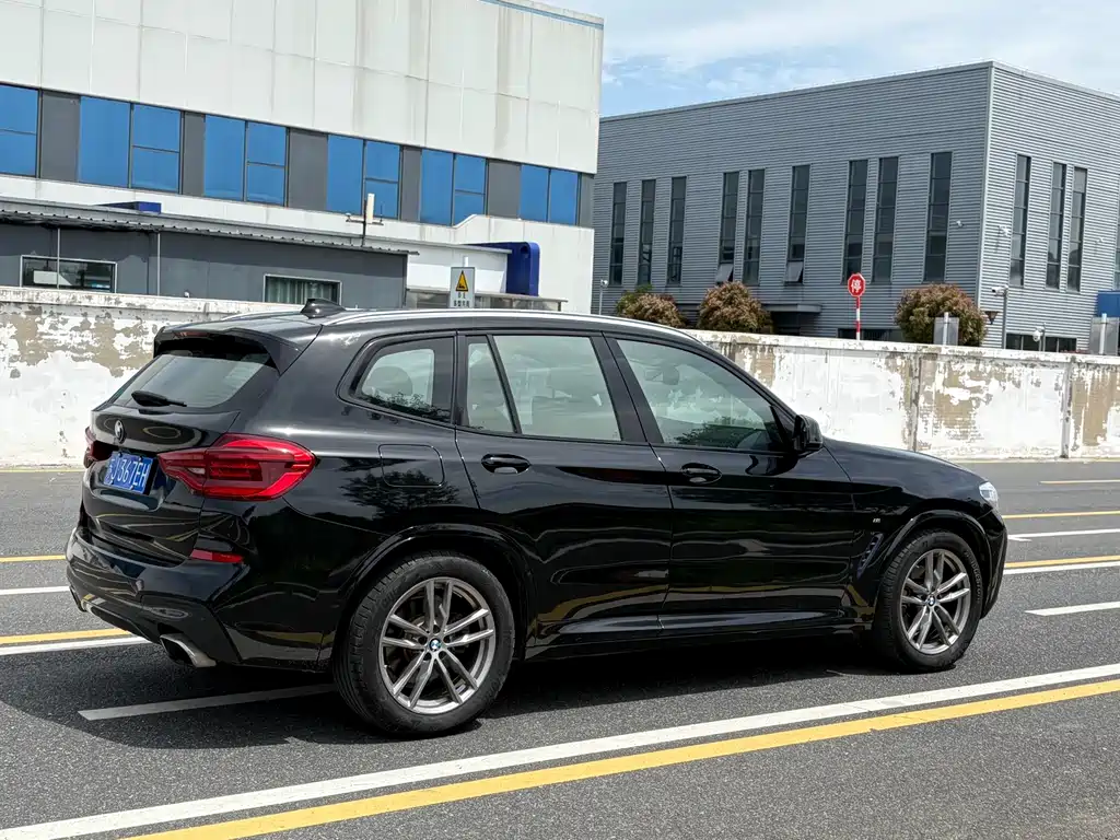 BMW X3 2019 — фото 6