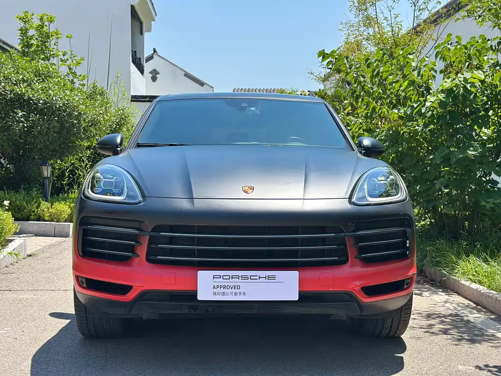 Porsche Cayenne Hybrid 2022