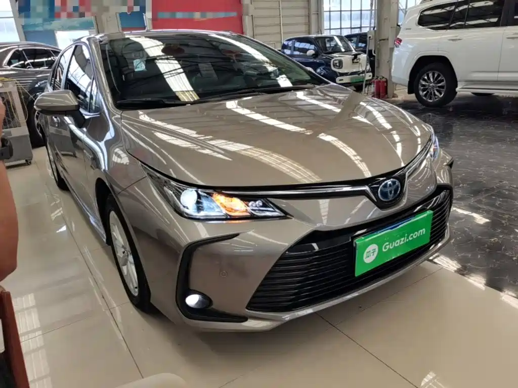 Toyota Corolla 2021 — фото 22