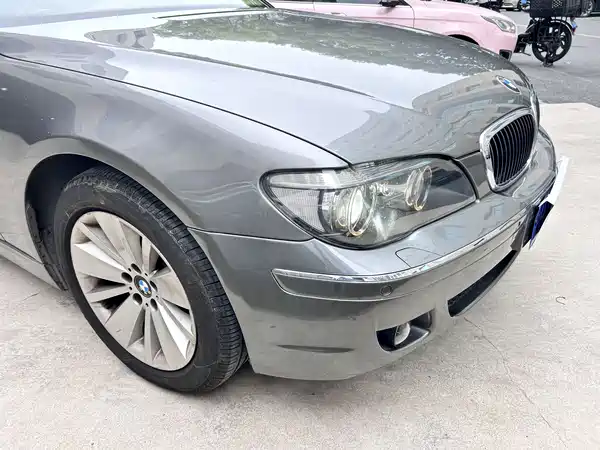 BMW 7 Series 2009