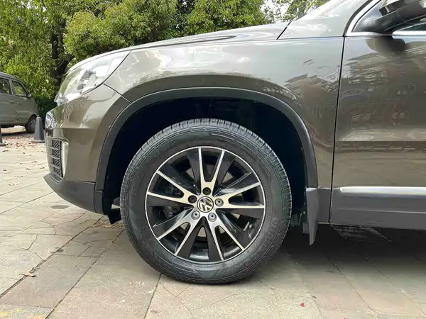 Volkswagen Tiguan 2015