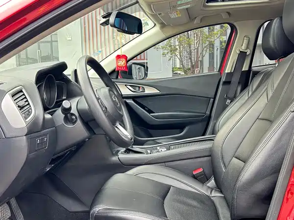 Mazda 3 Axela 2017