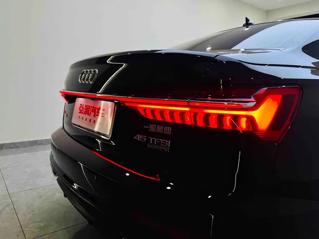 Audi A6L 2022 — фото 22