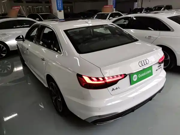Audi A4L 2024