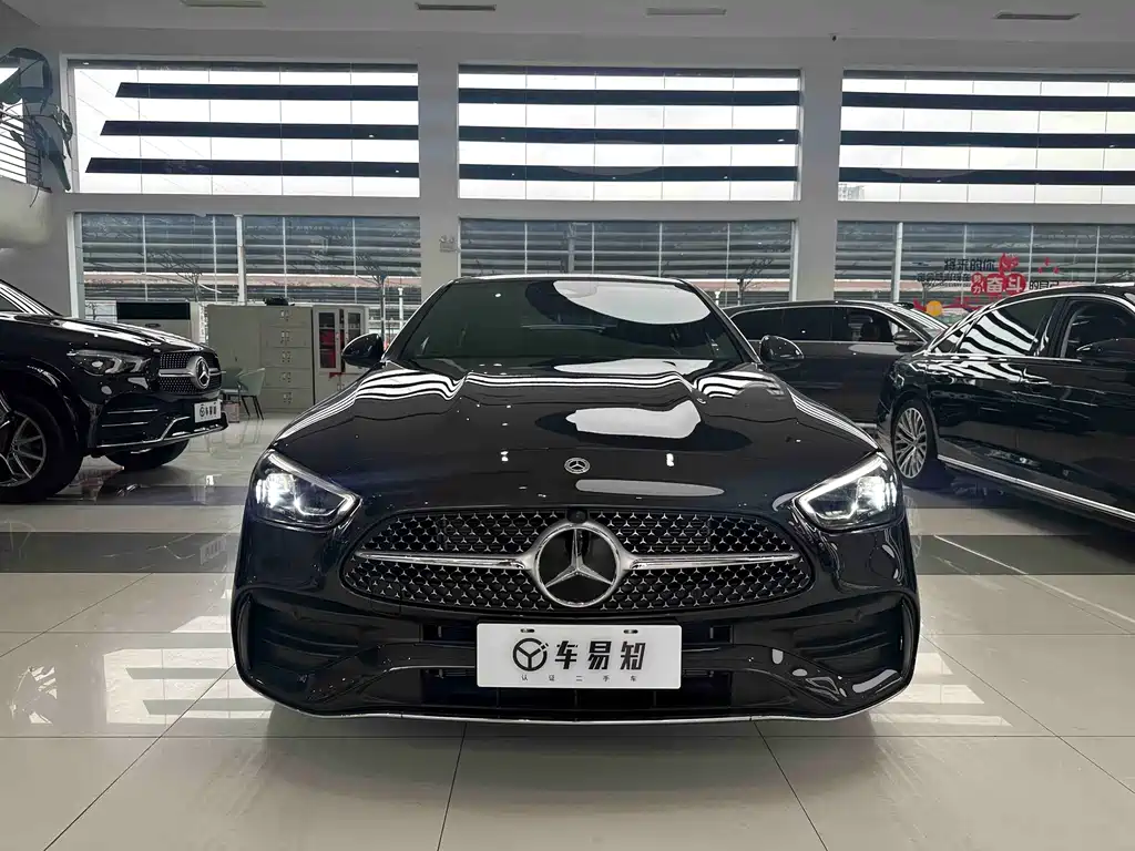 Mercedes-Benz C-Class 2023 — фото 2