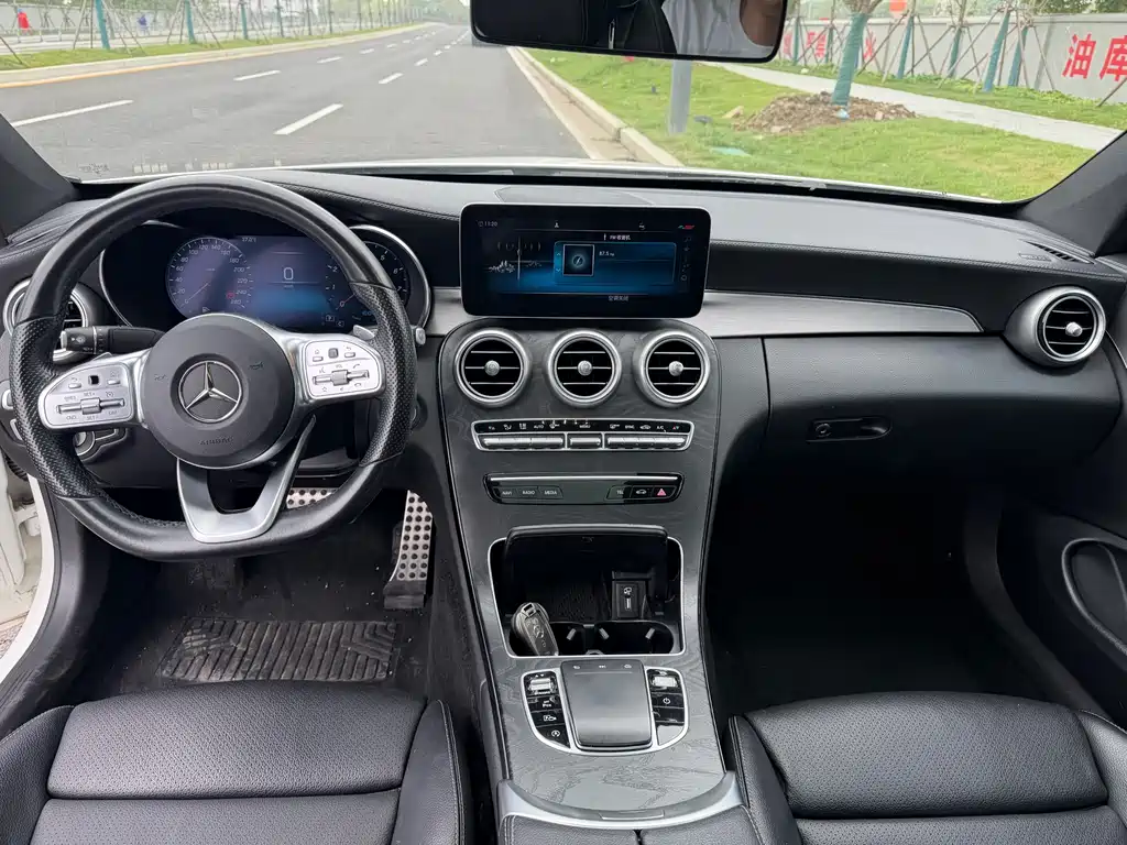 Mercedes-Benz C-Class 2020 — фото 7