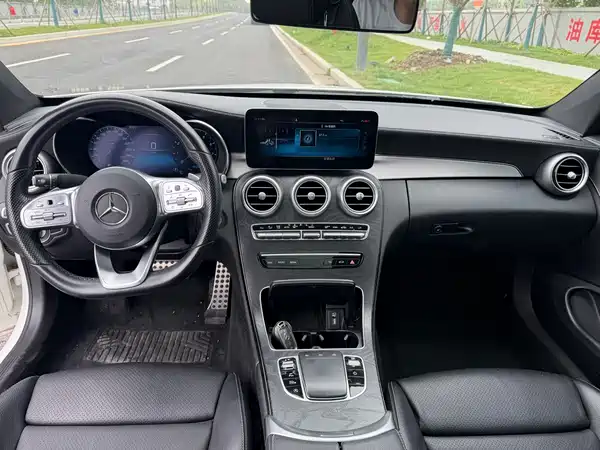 Mercedes-Benz C-Class 2020