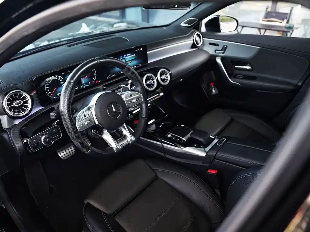 Mercedes-Benz A-Class AMG 2021 — фото 5