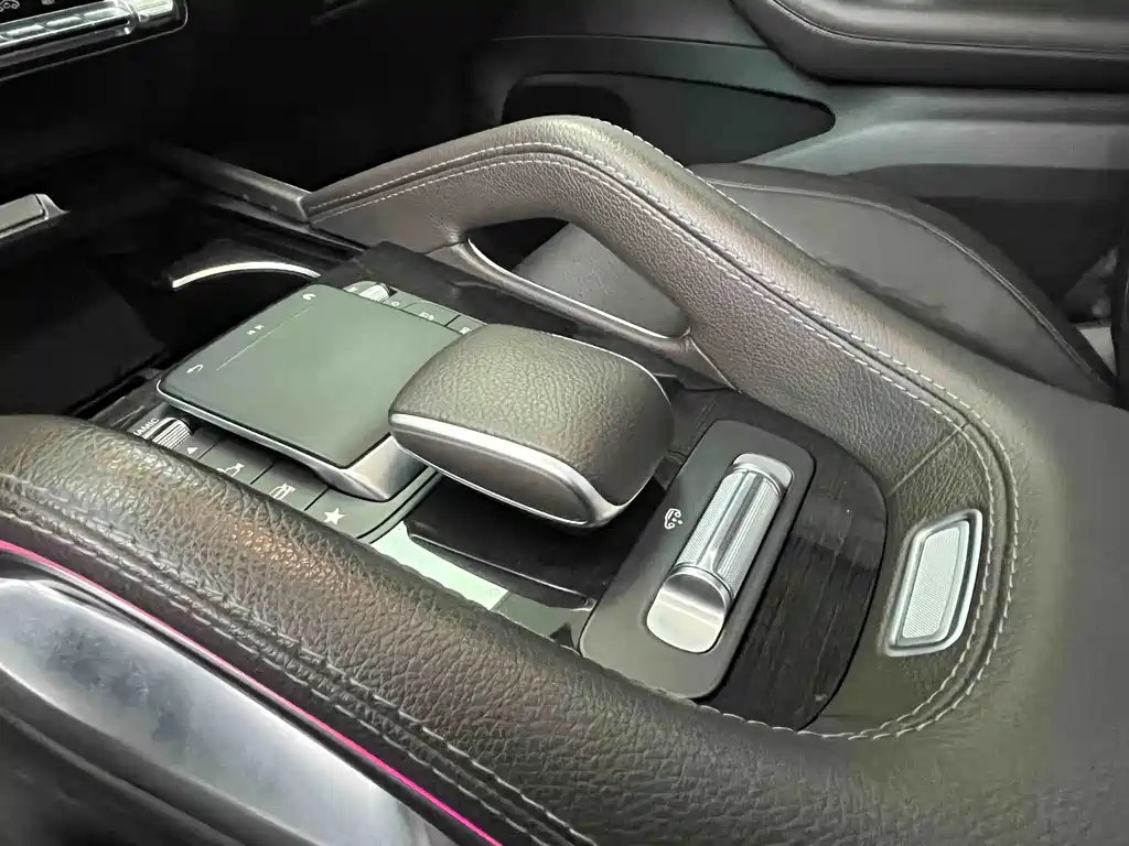 Mercedes-Benz GLE 2021 — фото 18