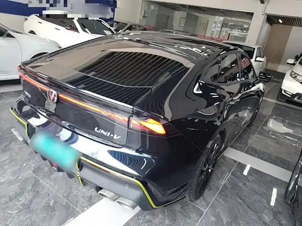 Changan UNI-V 2023