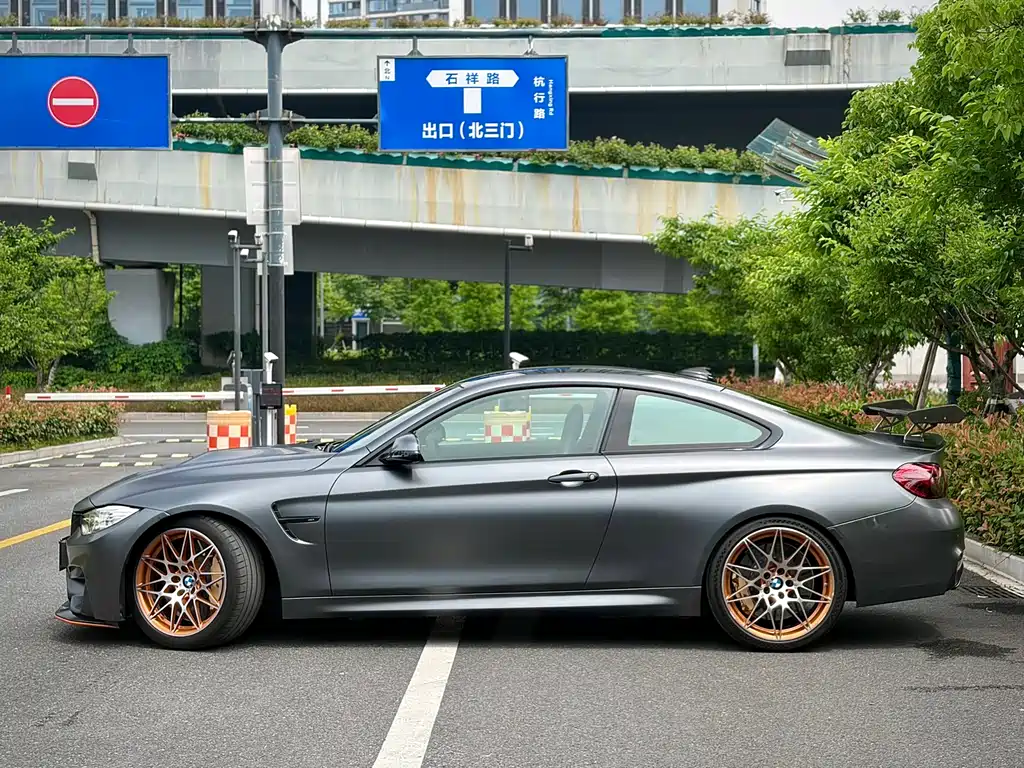 BMW M4 2017 — фото 7