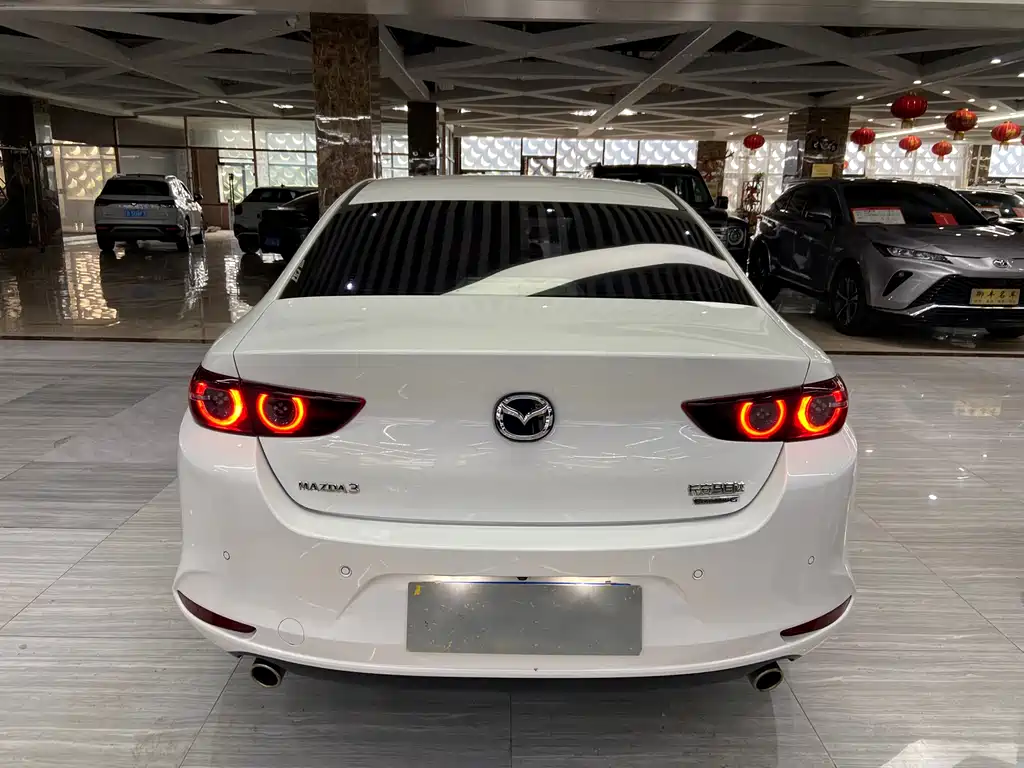 Mazda 3 Angkesela 2022