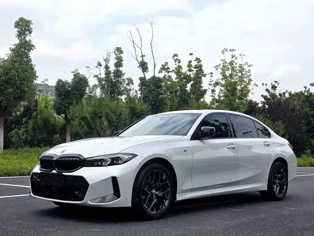 BMW 3 Series 2025