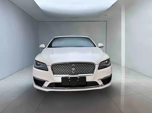 Lincoln MKZ 2020