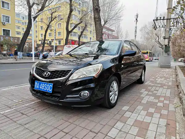 Hyundai Yuedong 2015