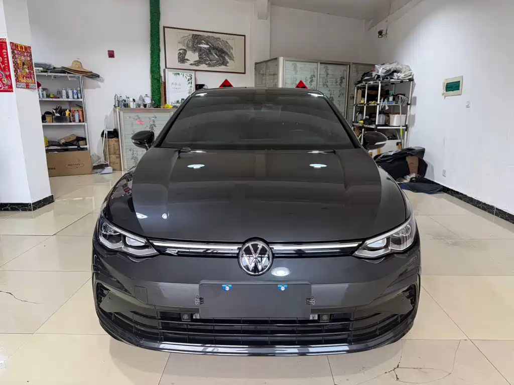 Volkswagen Golf 2023