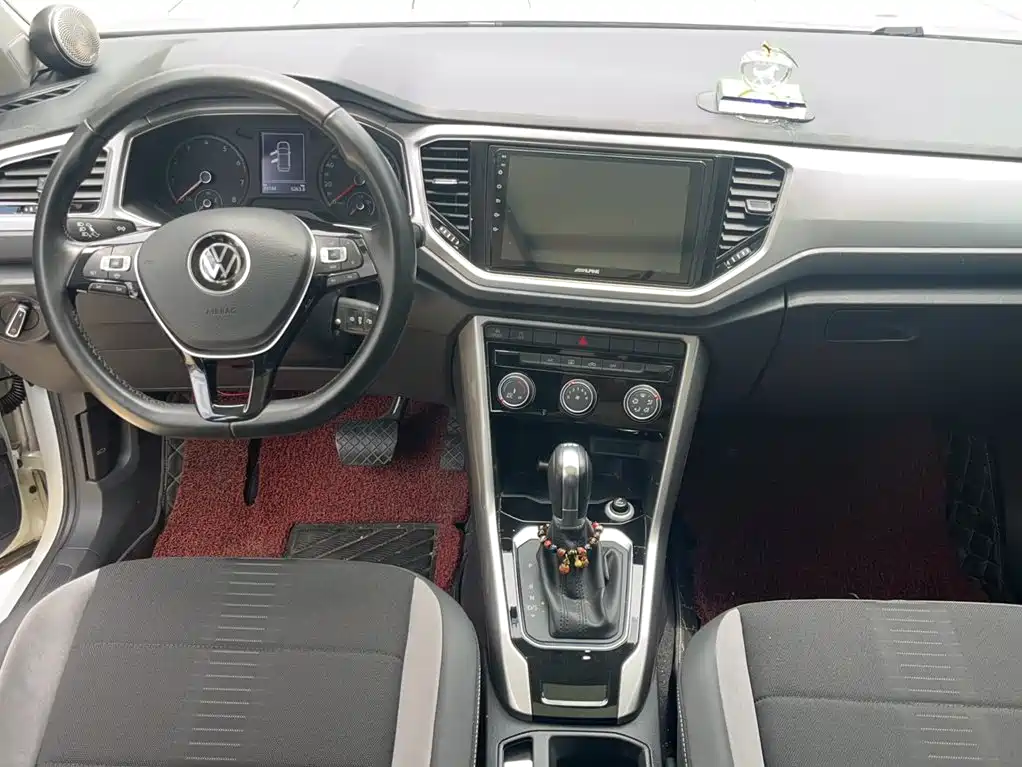 Volkswagen T-Roc 2021