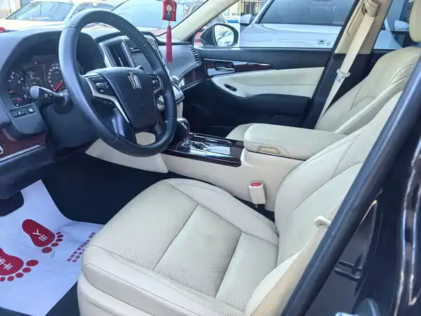Toyota Crown 2018