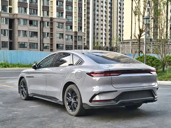 BYD Han 2025