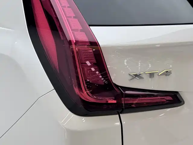Cadillac XT4 2021 — фото 18