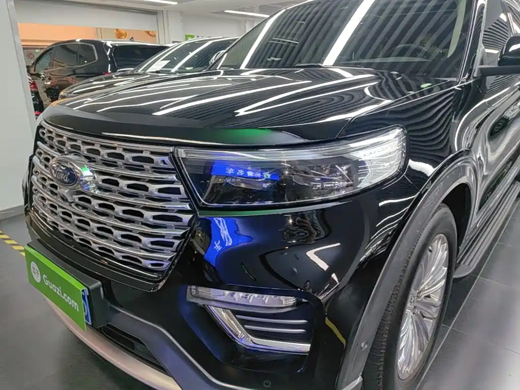 Ford Explorer 2021 — фото 24