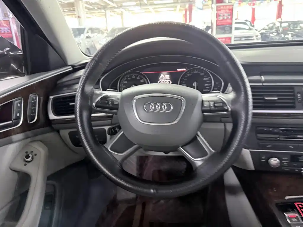 Audi A6 2014 — фото 12