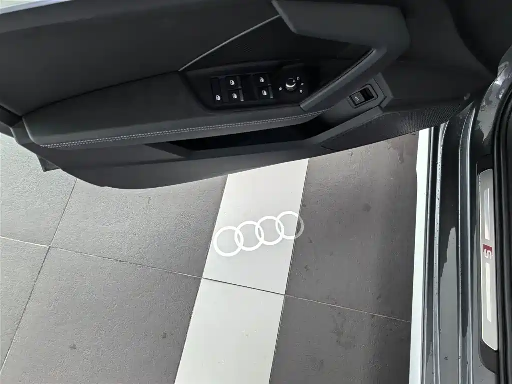 Audi A3 2024 — фото 13