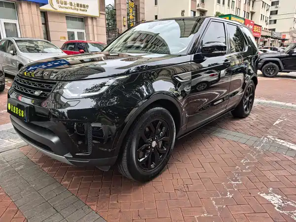 Land Rover Discovery 2018