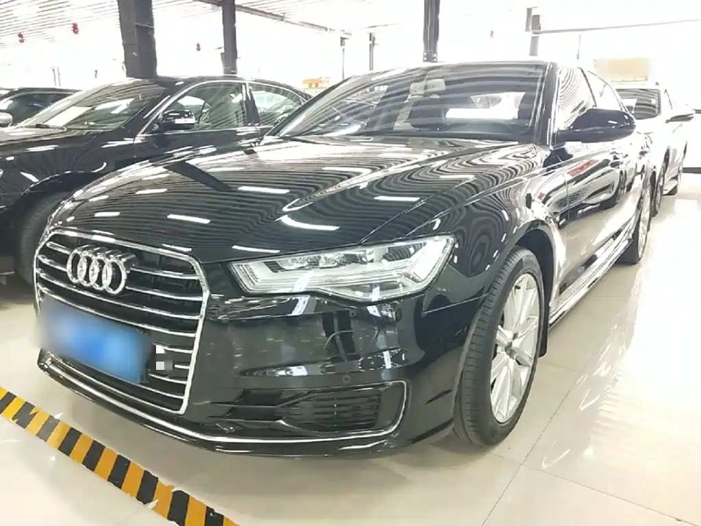 Audi A6L 2018 — фото 1