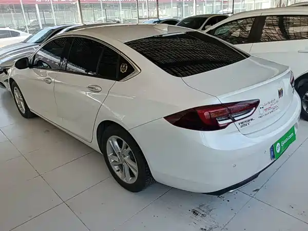 Buick Regal 2024