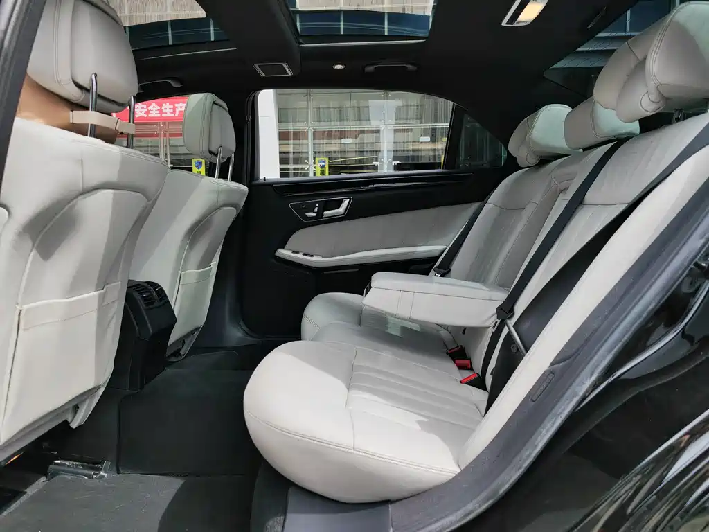 Mercedes-Benz E-Class 2014