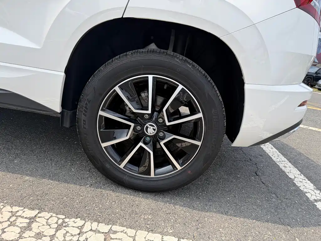 Skoda Karoq 2022 — фото 13
