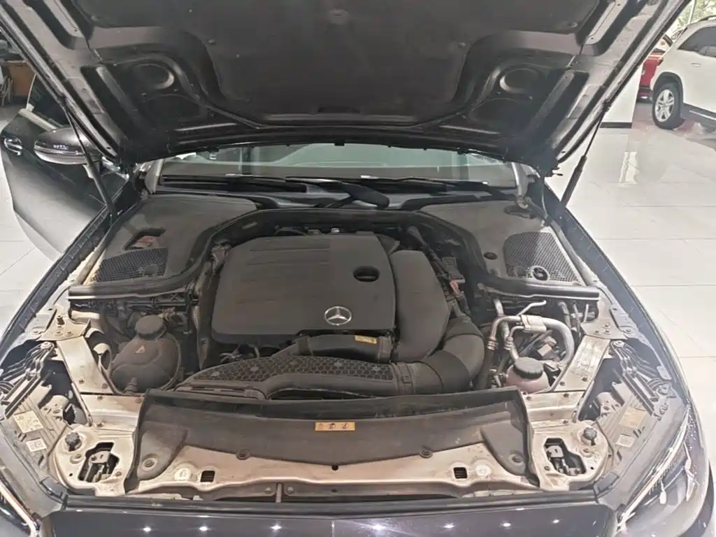 Mercedes-Benz E-Class 2021 — фото 20