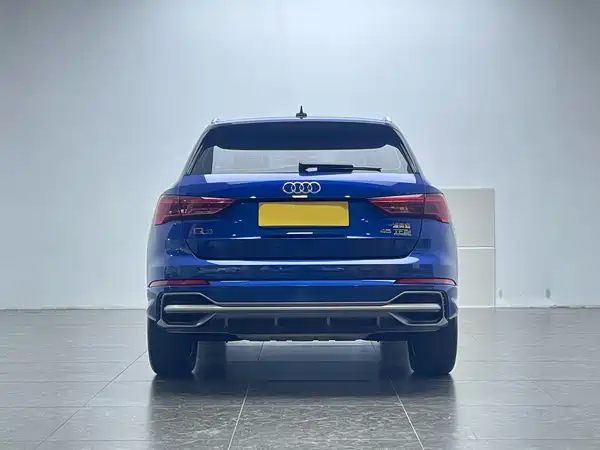 Audi Q3 2021