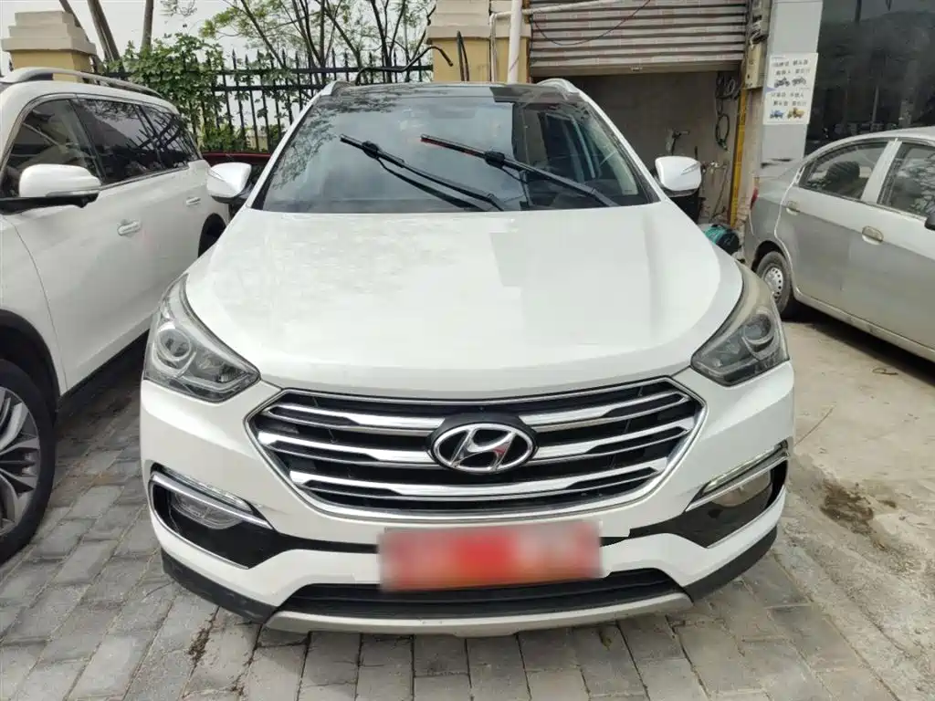 Hyundai Santa Fe 2018 — фото 3