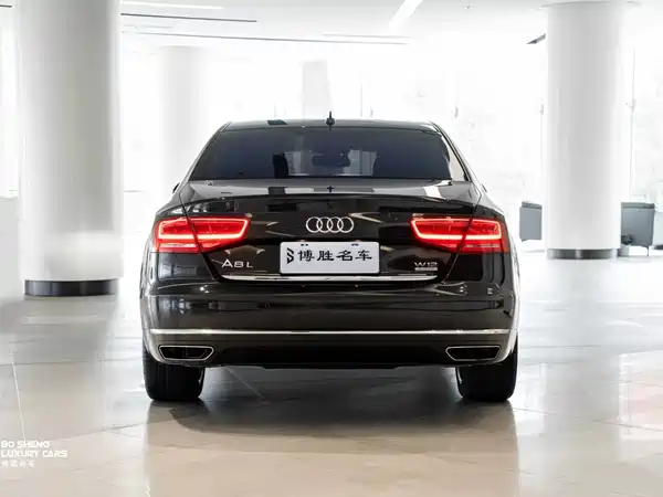 Audi A8 2012