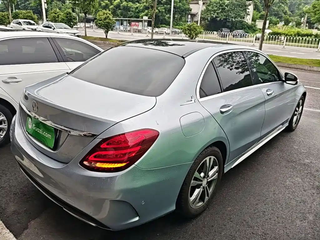 Mercedes-Benz C-Class 2017