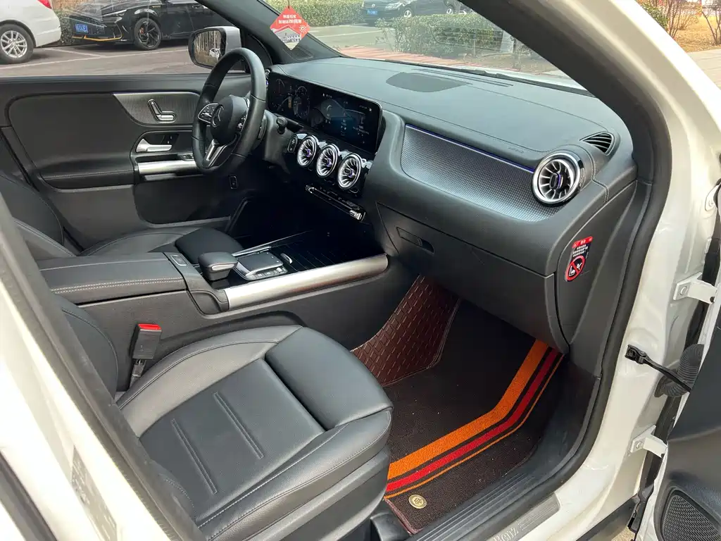 Mercedes-Benz GLA 2023 — фото 12