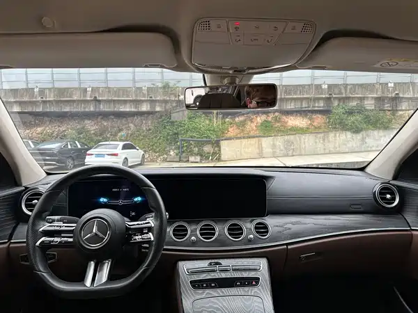 Mercedes-Benz E-Class 2021