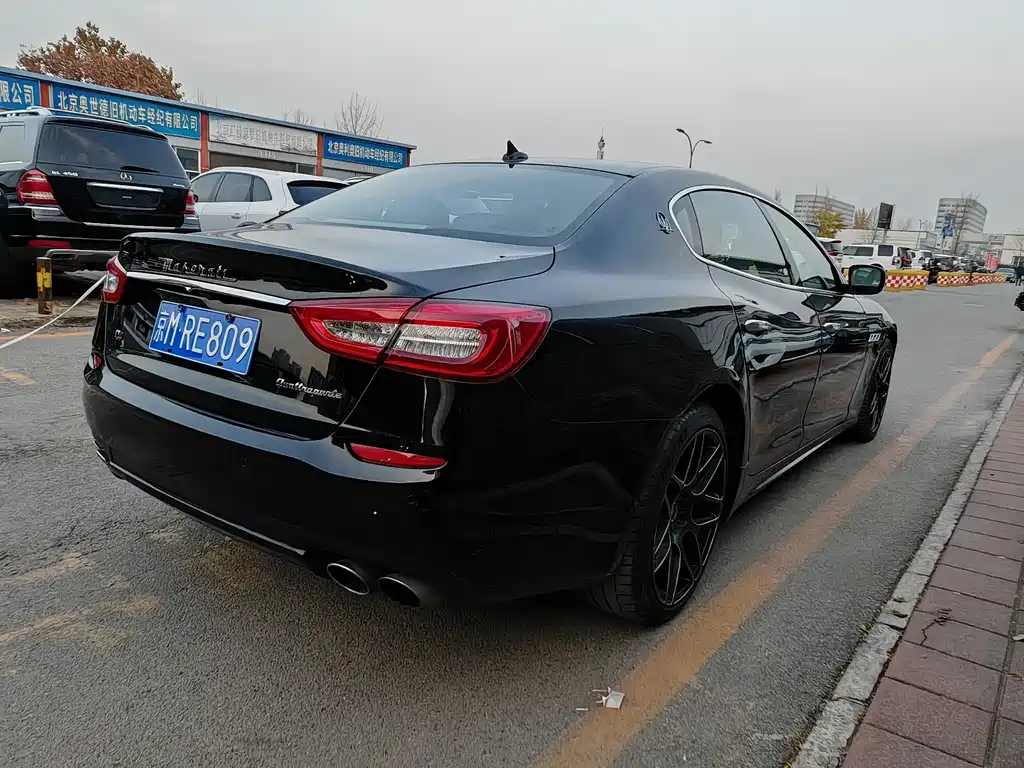 Maserati Quattroporte 2015 — фото 9