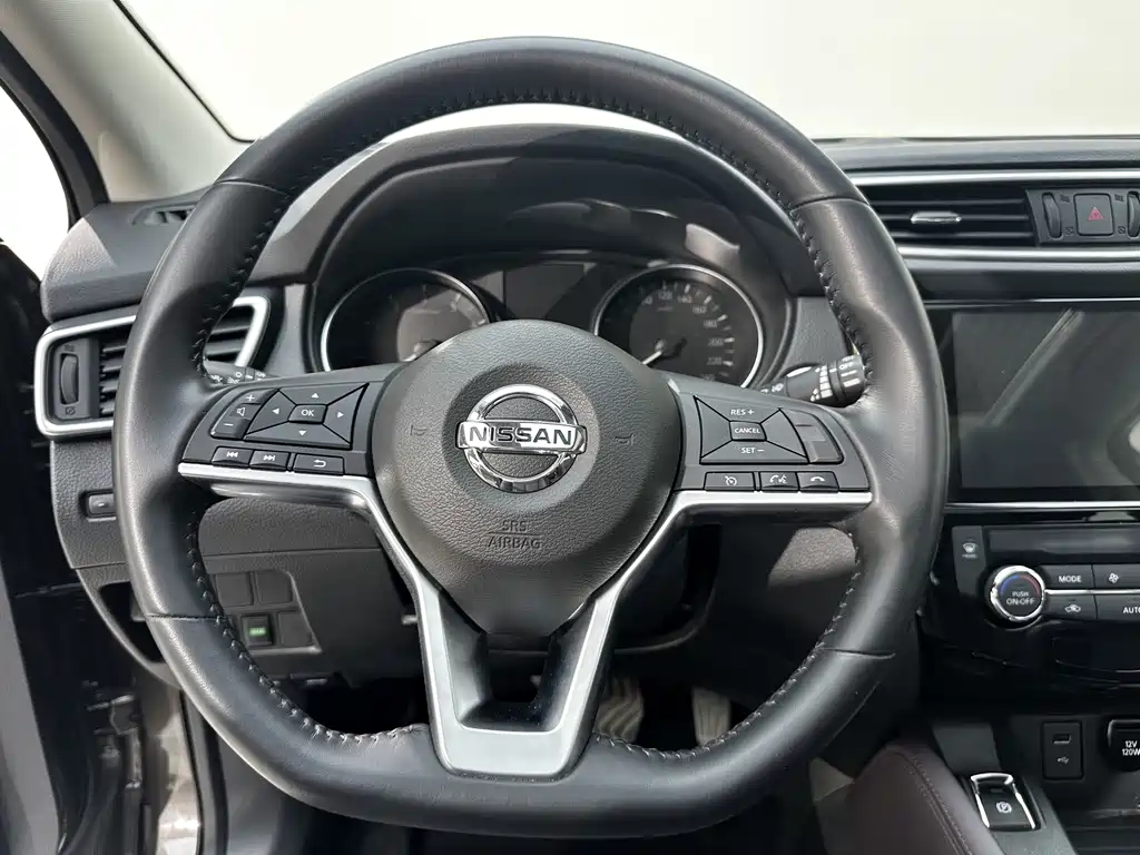 Nissan Qashqai 2023 — фото 9