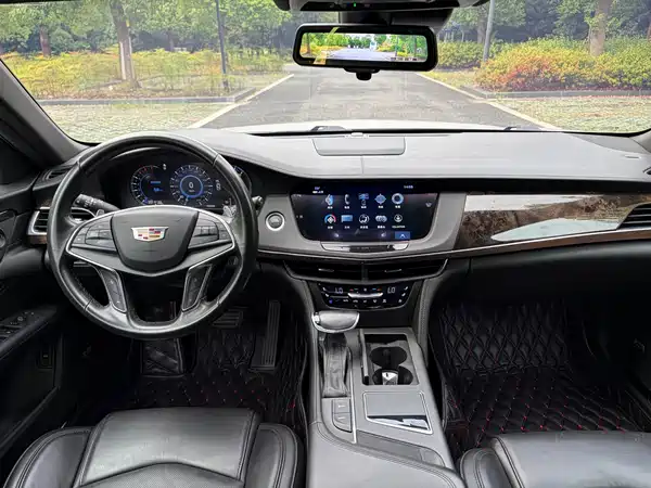 Cadillac CT6 2018