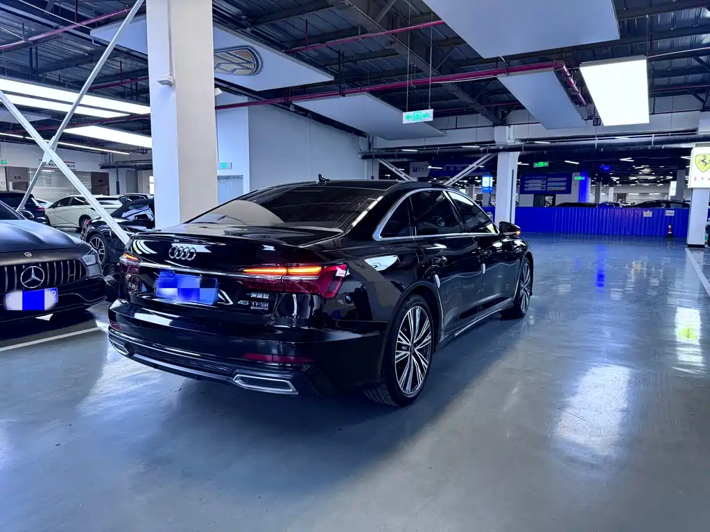 Audi A6L 2022 — фото 12