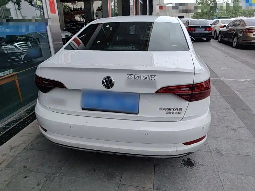 Volkswagen Sagitar 2020