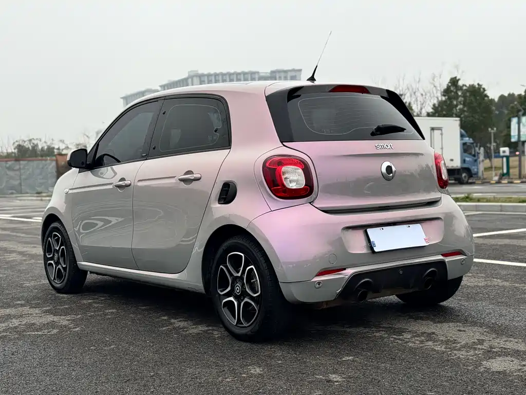 smart Forfour 2017 — фото 3