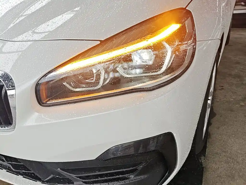 BMW 2 Series Active Tourer 2018 — фото 24